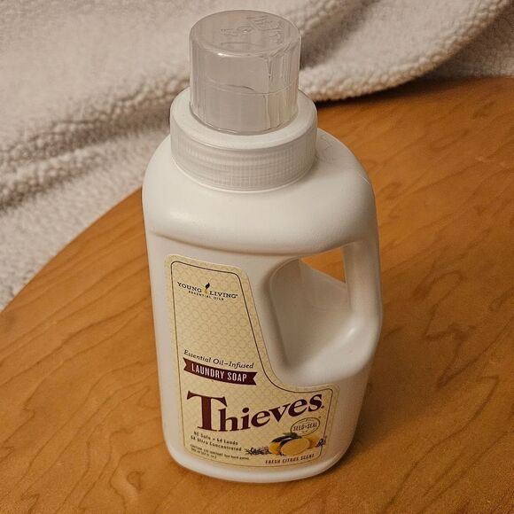 NEW Young Living Thieves Laundry Soap 32 oz Concentrated up to 64 Loads YL YLEO - Picture 3 of 8